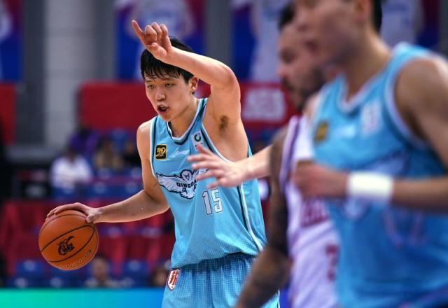 NBA选秀稳了？杨瀚森签约詹皇经纪人：富保罗权势大