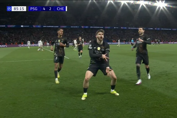 NFL超级碗-自2021年以来首次，巴黎在欧冠1/8决赛单场打进4球